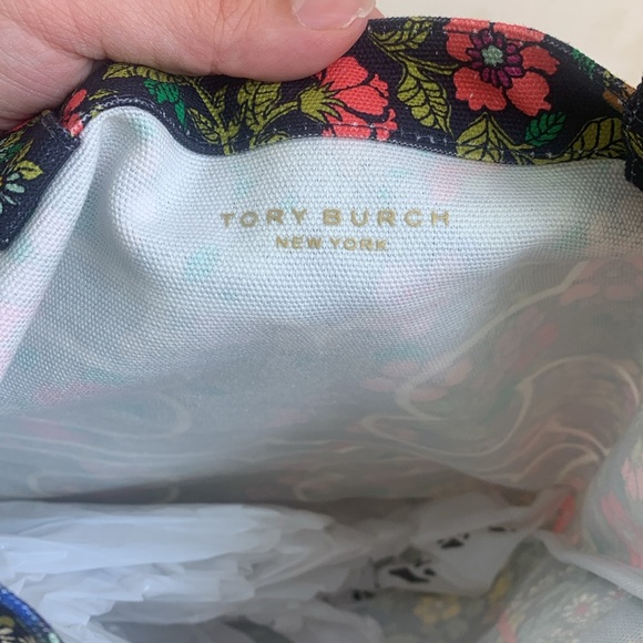 Tory Burch Wallpaper Floral Canvas Tote - Picture 6 of 6